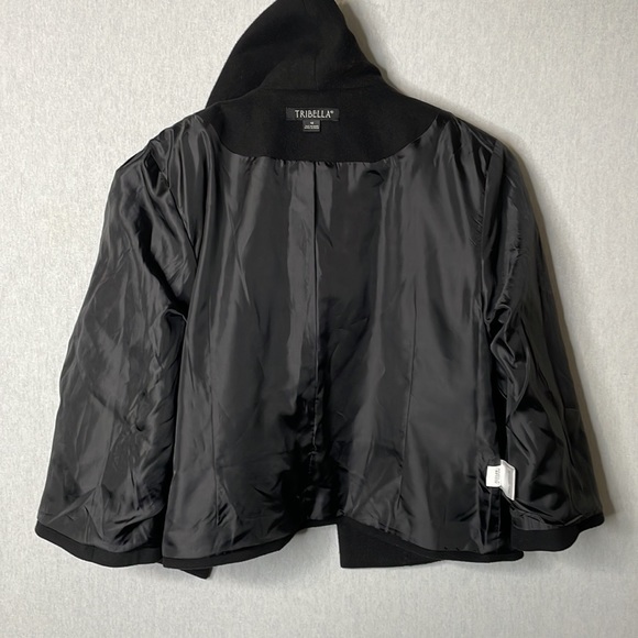 Tribella, black jacket. Size 12 - Picture 7 of 10